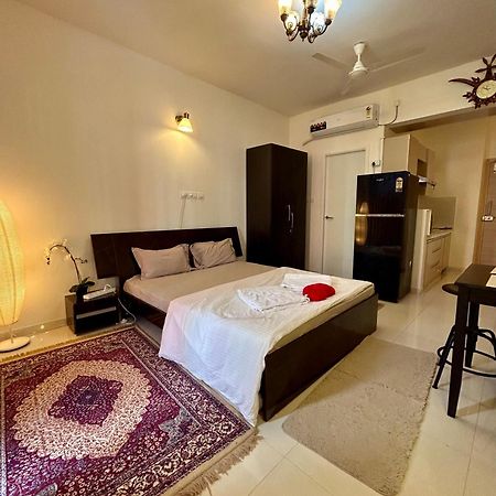 Good Stay Pool View Stylish Studio Apartment,6Km From Airport, 307 Dabolim Exterior photo