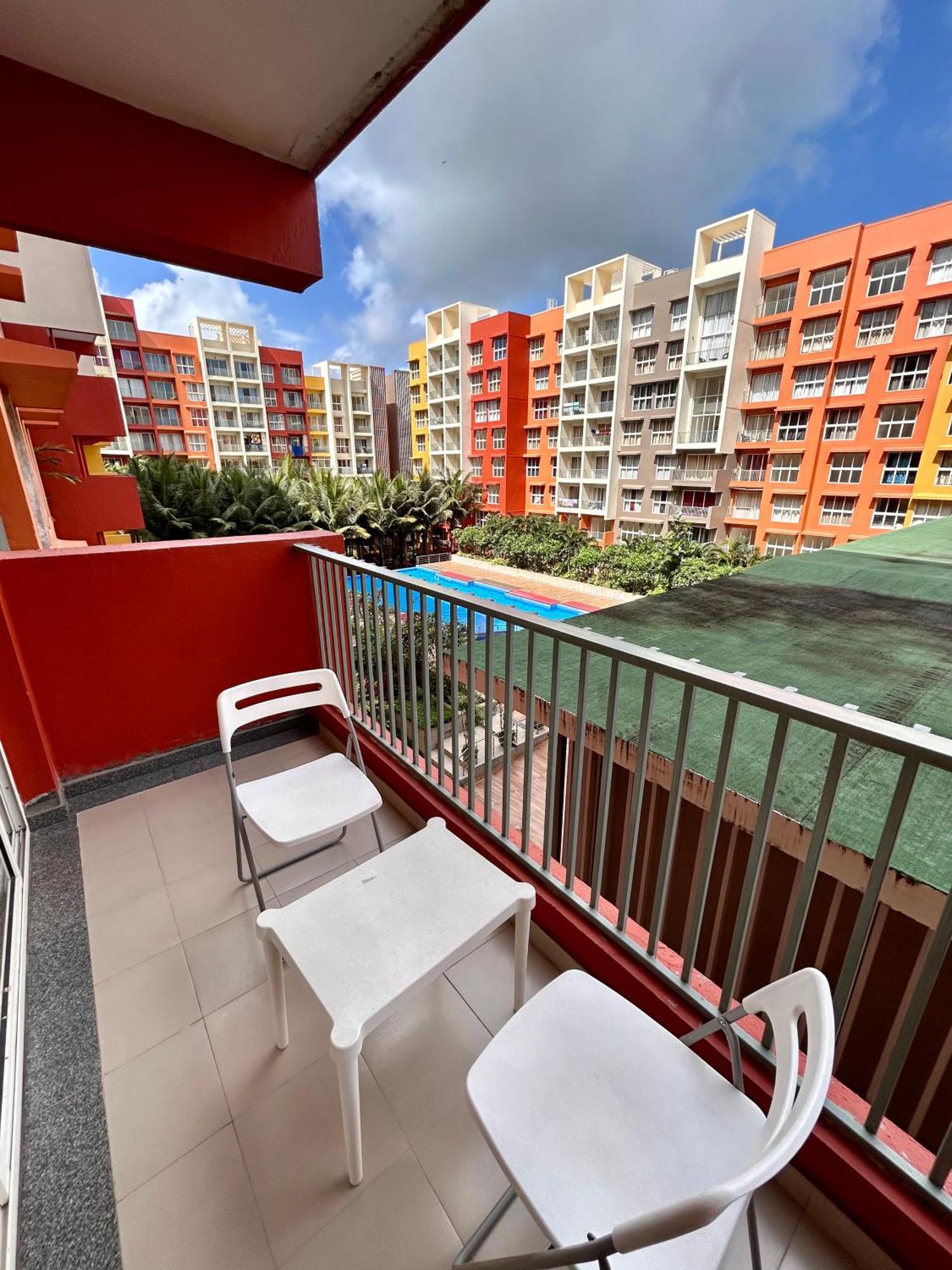 Good Stay Pool View Stylish Studio Apartment,6Km From Airport, 307 Dabolim Exterior photo