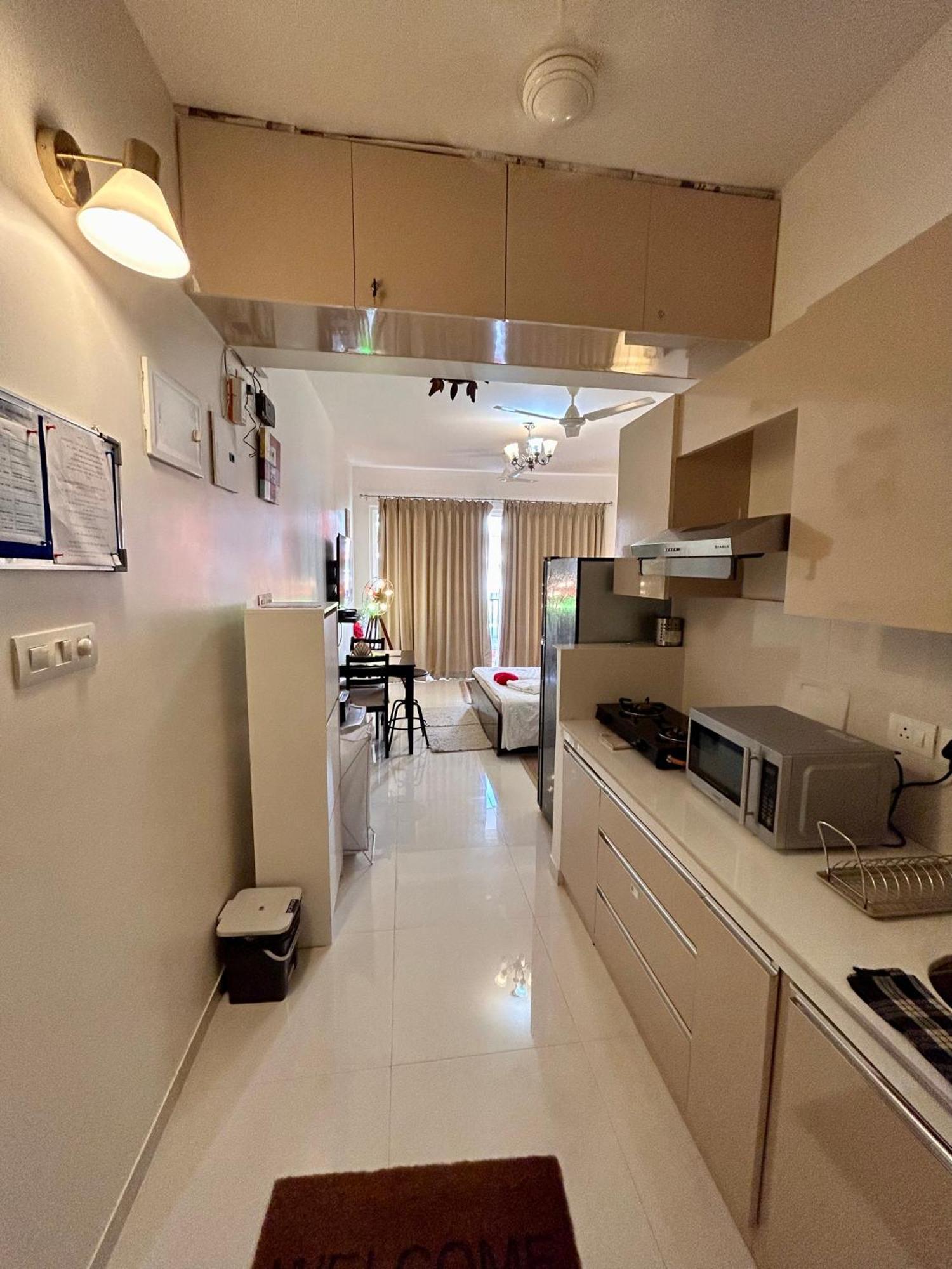 Good Stay Pool View Stylish Studio Apartment,6Km From Airport, 307 Dabolim Exterior photo