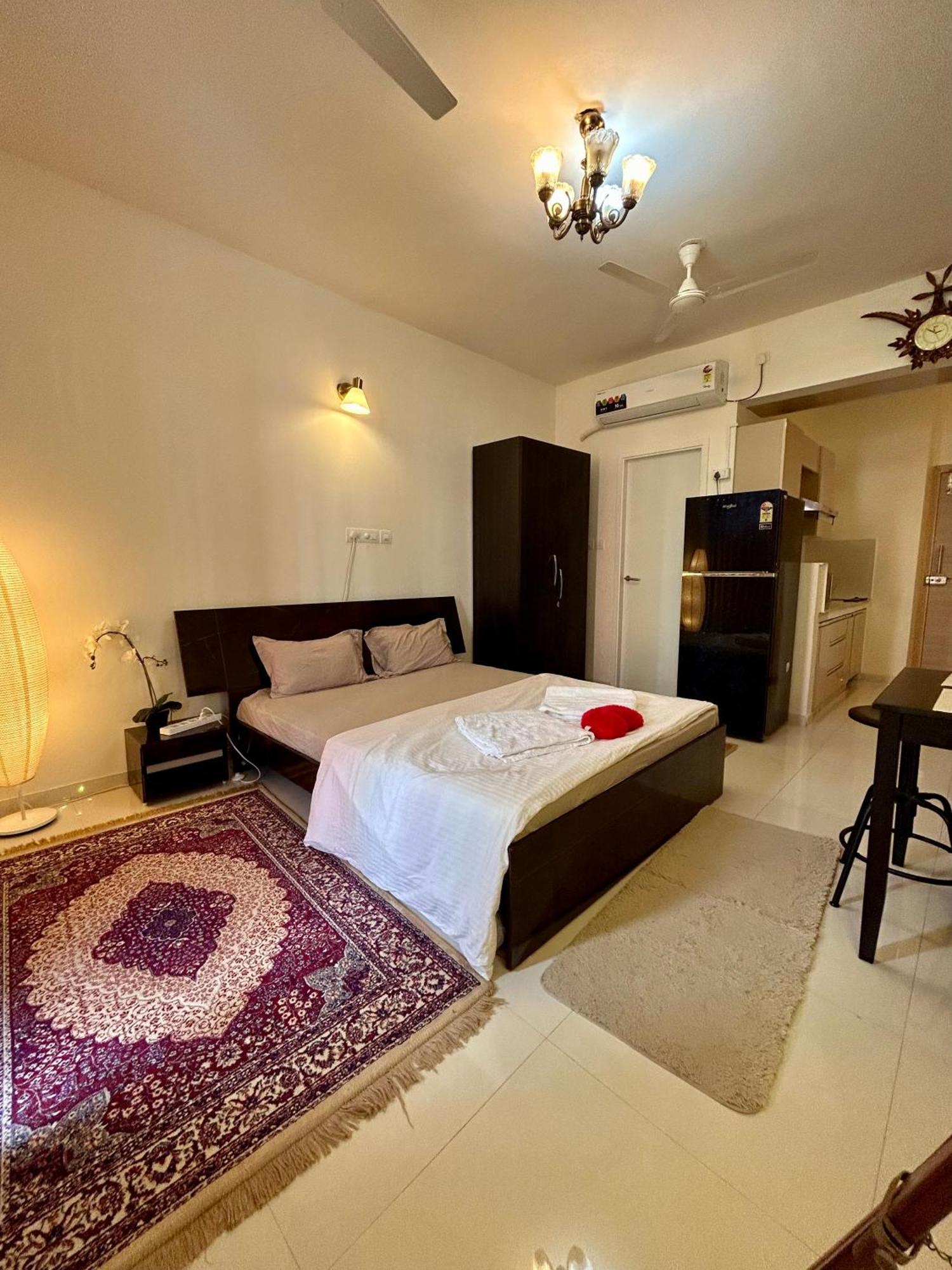 Good Stay Pool View Stylish Studio Apartment,6Km From Airport, 307 Dabolim Exterior photo